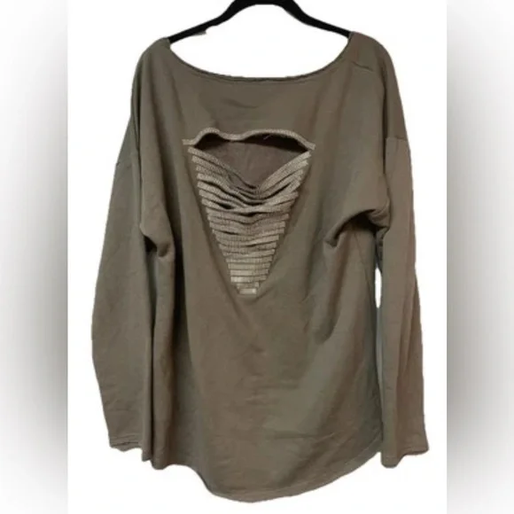 NWT Boutique Open Back Crystal Embellished Sweatshirt Sweater Olive Size L - Picture 2 of 10